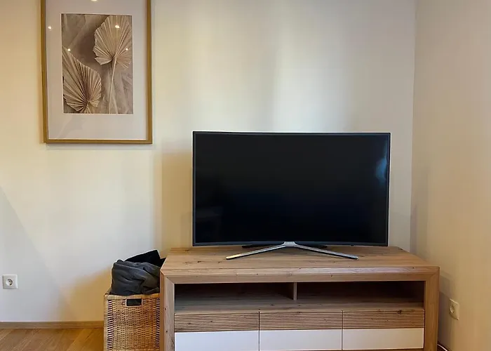 Charmante Wohnung: Naehe Zentrum Apartman